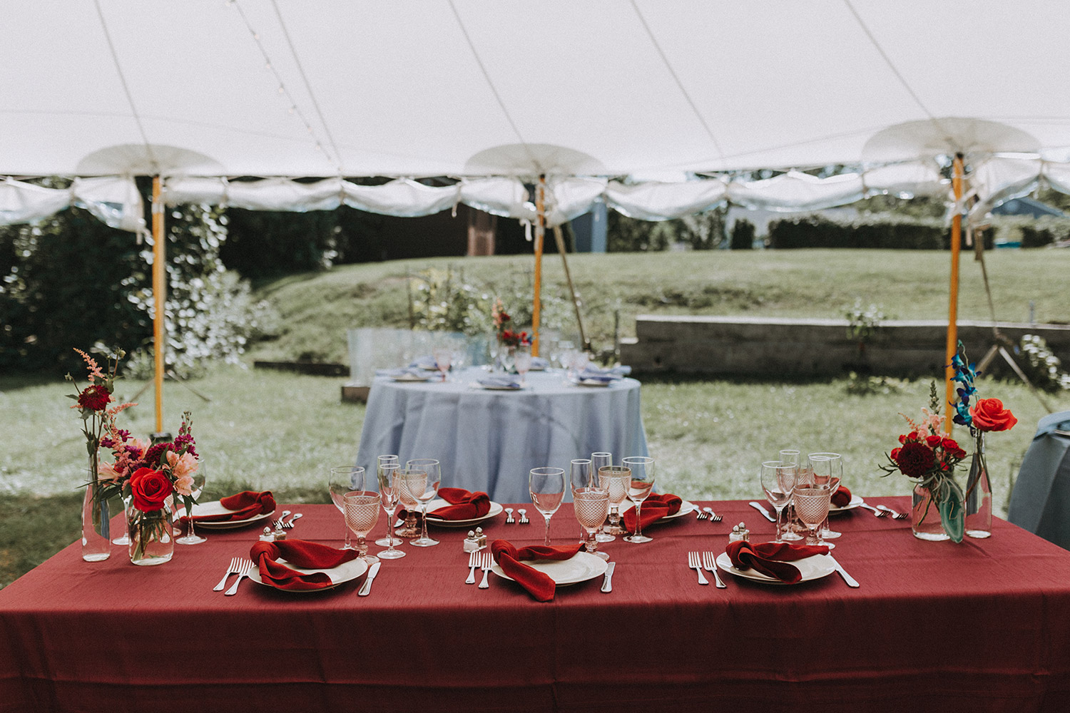table setting | boston backyard wedding | massachusetts wedding photographer